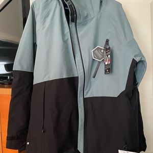 686 GLCR Hydra Thermagraph mens ski jacket.